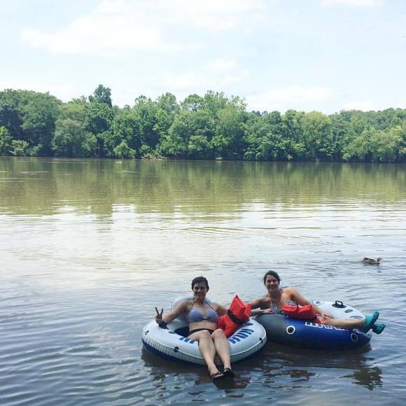 Meet your Posher, Erin - Picture 1 of 1